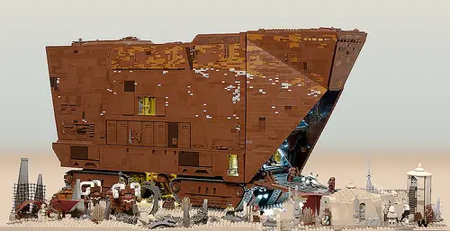 Sandcrawler Diorama