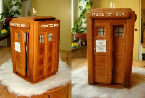tardis-gingerbread Gingerbread TARDIS